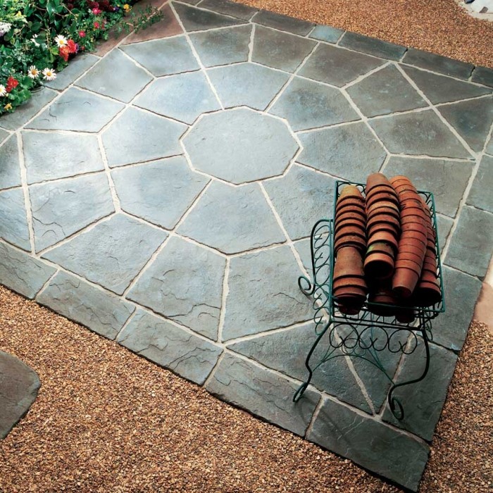 Bowland Stratford Octagon Patio Pack