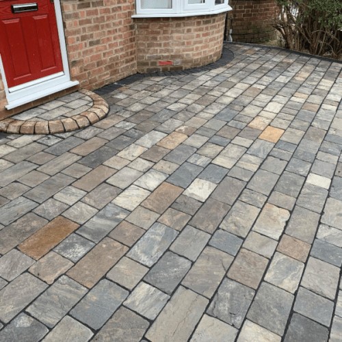 Easypave Black Sandstone Calibrated Driveway Cobbles